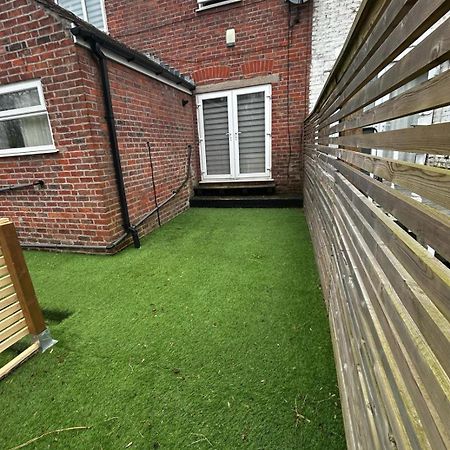 Lovely 5Br Home In Manchester. Close To The City Zewnętrze zdjęcie
